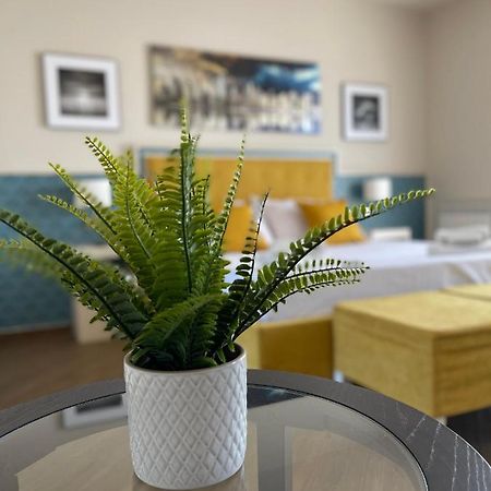 Mb Giurati Suites Mascali Ngoại thất bức ảnh